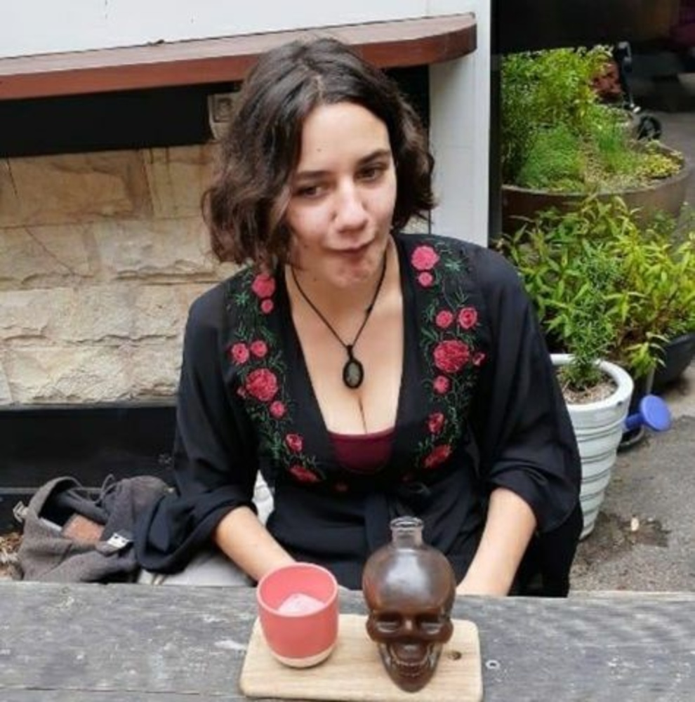 Meet your Posher, Celina